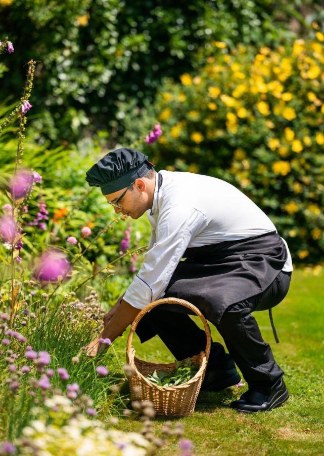 Fernhill House Hotel & Gardens โคลนาคิลตี ภายนอก รูปภาพ